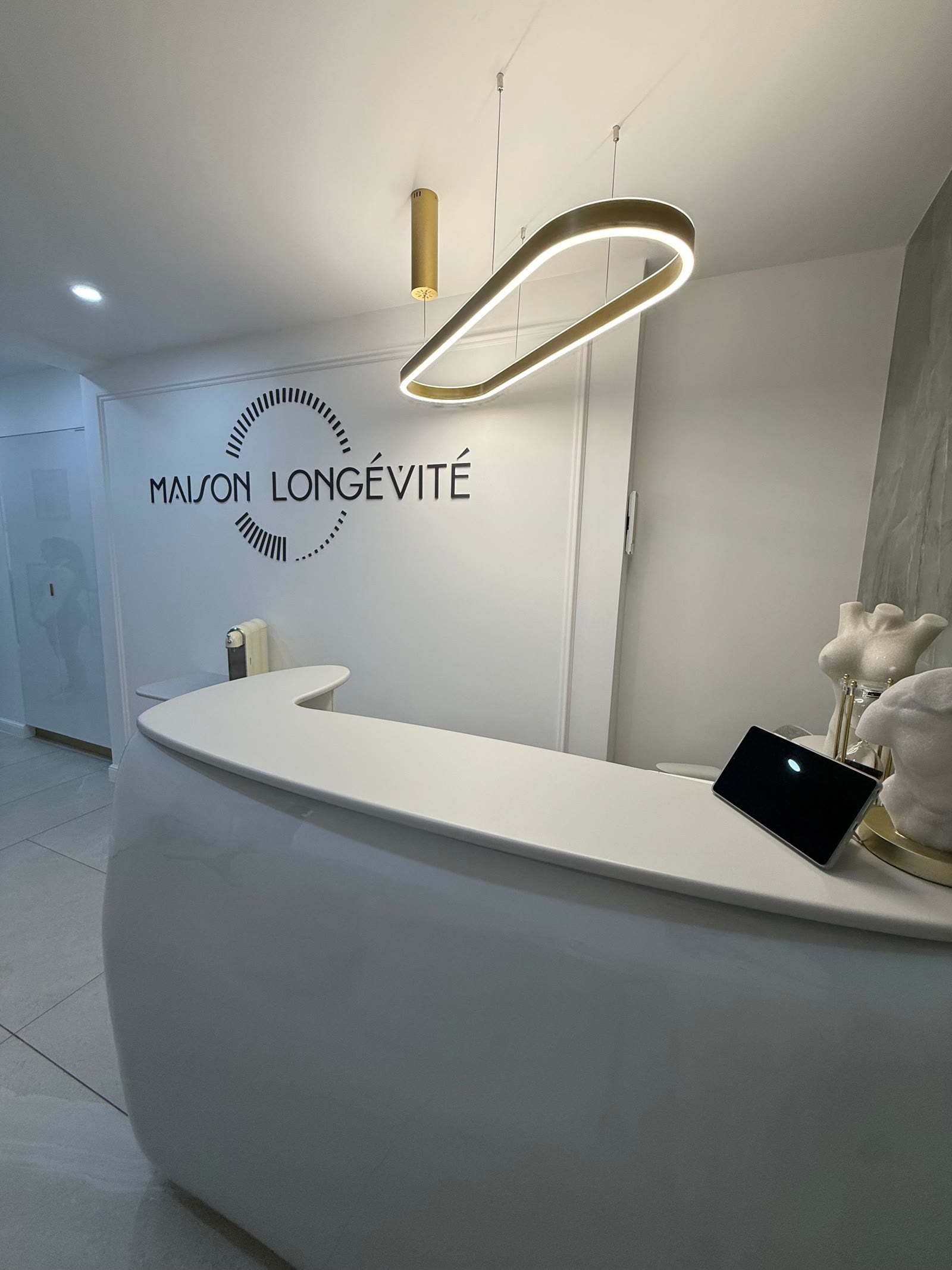 Recepția clinicii Maison Longévité